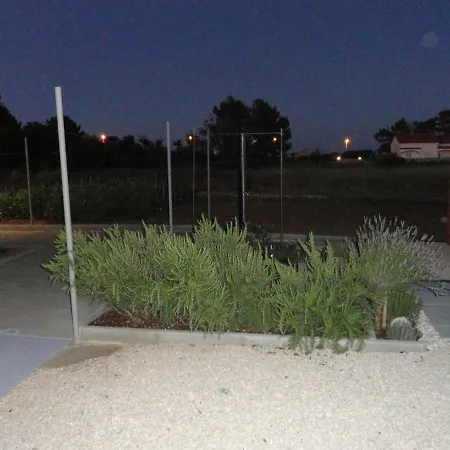 בית הארחה House Marija נין