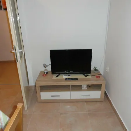 Holiday House Marija Guest house Nin